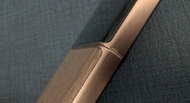 Good
													Motorola Razr Ultra (2025) - Unlocked, PANTONE Mountain Trail, 512 GB, 16 GB, photo 5 of 8