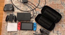 Good
													Nintendo Switch - Red & Blue, 32 GB, photo 3 of 8
