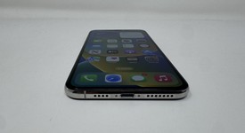 Good
													Apple iPhone Xs Max - Unlocked, Silver, 64 GB, A1921, photo 3 of 6