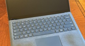 Good
													Microsoft Surface Laptop - Blue, 128 GB, 8 GB, photo 6 of 6