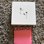 New Apple AirPods (3rd Gen) - MagSafe Case