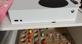 Mint
													Xbox Series S (2020) - White, 512 GB, photo 5 of 9