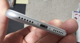 Good
													Apple iPhone 8 - Unlocked, Silver, 64 GB, A1863, photo 3 of 7