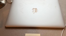 Fair
													MacBook Air 2017 - 13" - I5, Silver, 256 GB, 8 GB, photo 1 of 7