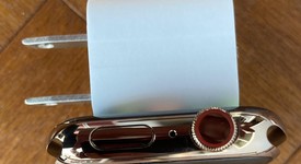 Good
													Apple Watch Series 5 44mm - Unlocked, Gold, A2095 Cellular, Stainless Steel, photo 4 of 6