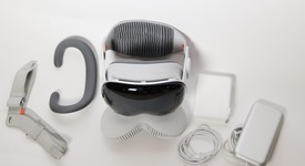 Mint
													Apple Vision Pro - 512 GB, photo 2 of 4