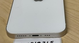 Fair
													Apple iPhone 13 - Unlocked, Starlight, 256 GB, A2482, photo 3 of 6