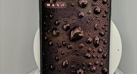 Mint
													Samsung Galaxy S10 5G - Unlocked Non-US, Black, 512 GB, 8 GB, SM-G977N, photo 2 of 9