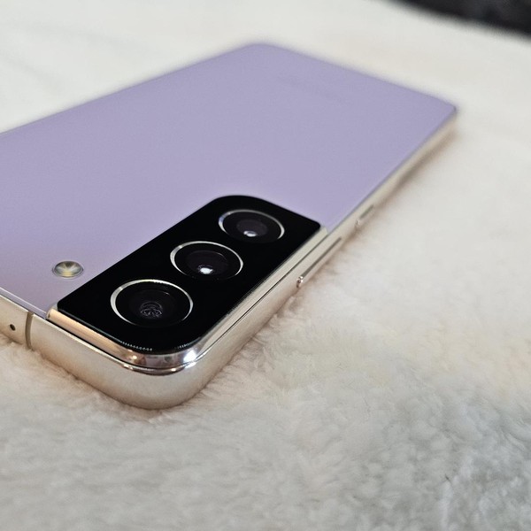 Samsung Galaxy S22 - Unlocked, Purple, 256 GB, 8 GB, SM-S901U1