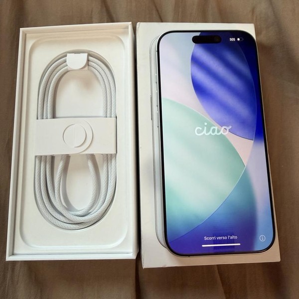 Apple iPhone 17 - Verizon, 512 GB, White, A3258