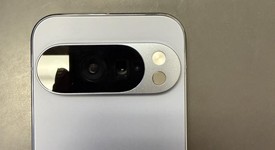 Mint
													Google Pixel 10 Pro - Unlocked, Moonstone, 128 GB, G4QUR, photo 4 of 13