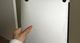 Good
													MacBook Air 2017 - 13" - I5, Silver, 256 GB, 8 GB, photo 5 of 9