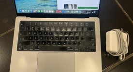 Fair
													MacBook Pro 2023 - 14" - Apple M2 Pro 10-core, Gray, 512 GB, 16 GB, photo 3 of 10