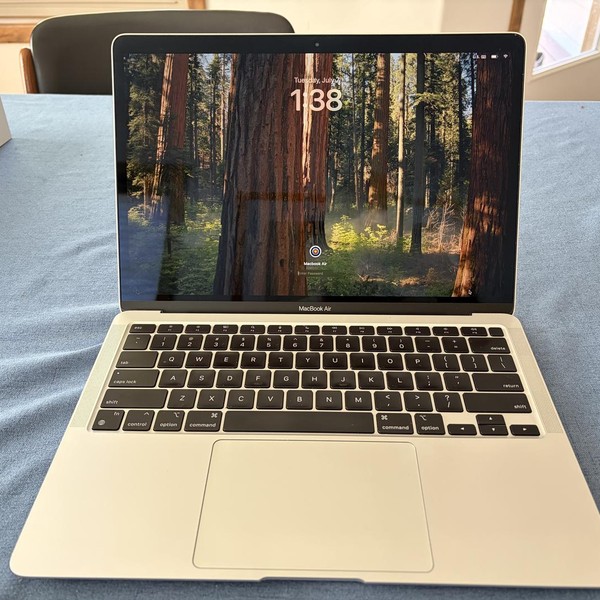MacBook Air 2020 - 13 inch - 256 GB, Silver, 8 GB, Apple M1