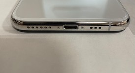 Mint
													Apple iPhone Xs - Unlocked, Silver, 64 GB, A1920, photo 6 of 6