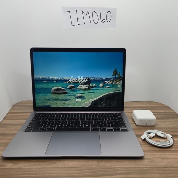 MacBook Air 2020 - 13 inch - 256 GB, Gray, 8 GB, Apple M1