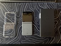 Motorola Razr (2024)