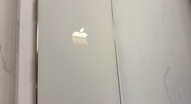 Mint
													Apple iPhone Air - Unlocked, Light Gold, 512 GB, A3260, photo 4 of 16