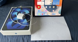 Mint
													Apple iPad Air 5th Gen - Wi-Fi, Blue, 256 GB, A2588, photo 2 of 12