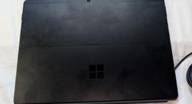 Good
													Microsoft Surface Pro X - SQ1, Black, 256 GB, 8 GB, GSM Unlocked, photo 5 of 8