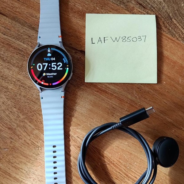 Samsung Galaxy Watch7 - Unlocked, Silver, SM-L315U, 44mm