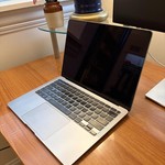 Good MacBook Air 2020 - 13 inch - 512 GB, Gray, 8 GB, Apple M1