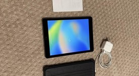 Good
													Apple iPad Pro 9.7" - Wi-Fi, Gray, 32 GB, A1673, photo 1 of 6