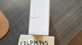 New
													Oura Ring Gen 4 - Black, Size 10, photo 3 of 3