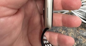 Good
													Apple Watch Series 7 45mm - Unlocked, Starlight, A2477 - Cellular, Aluminum, photo 6 of 6