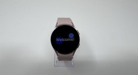 Good
													Samsung Galaxy Watch4 - Unlocked, Gold, 40mm, photo 1 of 6