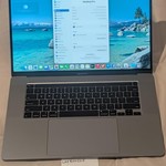 Good MacBook Pro 2019 - 16 inch - 512 GB, Gray, 16 GB, Intel Core i7