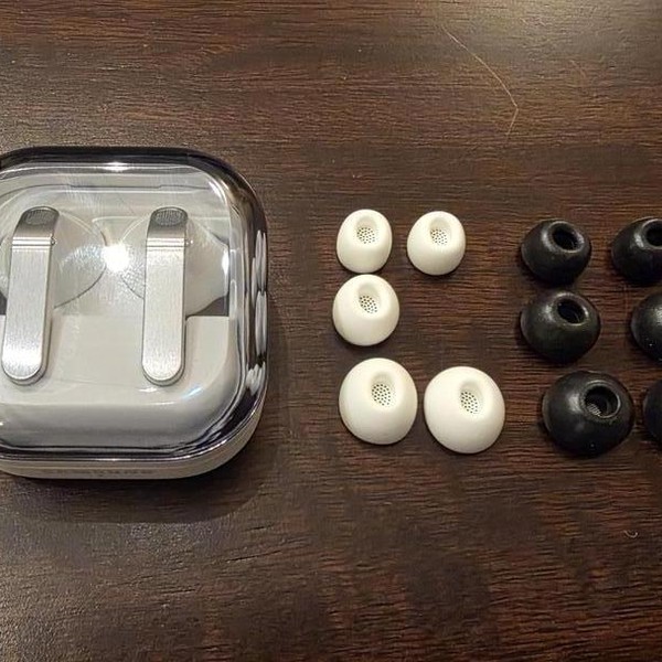 Samsung Galaxy Buds4 Pro - White