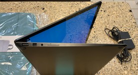 Good
													Microsoft Surface Laptop 2 - I7, Black, 512 GB, 16 GB, photo 5 of 7