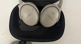 Used
													Bose QuietComfort 45 - White, photo 1 of 3