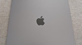Mint
													Apple iPad Pro 12.9" 6th Gen 2022 - Wi-Fi, Gray, 128 GB, photo 2 of 8