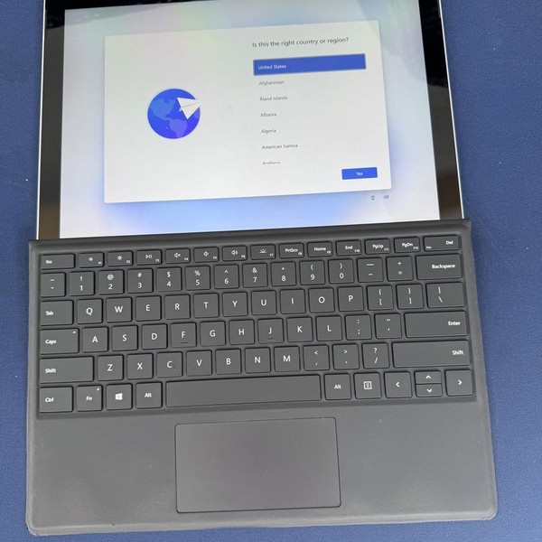 Microsoft Surface Pro 7 - 256 GB, Black, 16 GB, Intel Core i7