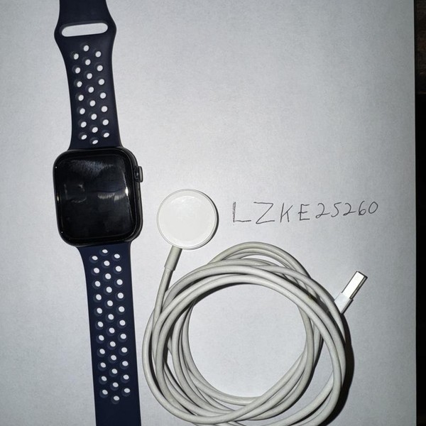Apple Watch Series 7 45mm - Verizon, Midnight, A2477 - Cellular, Nike