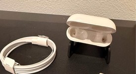 Used
													Apple AirPods Pro - Wireless Case, photo 3 of 10
