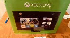 Good
													Xbox One (2013) - Black, 500 GB, photo 5 of 6