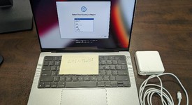Mint
													MacBook Pro 2021 - 14" - Apple M1 Pro 8-core, Gray, 512 GB, 16 GB, photo 1 of 14