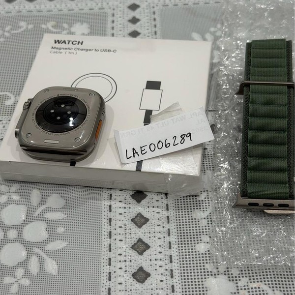 Apple Watch Ultra 49mm - Unlocked, Titanium, A2622
