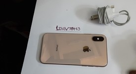 Mint
													Apple iPhone Xs - AT&T, Gold, 64 GB, A1920, photo 2 of 13