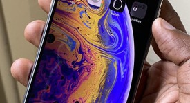 Good
													Apple iPhone Xs - Unlocked, Silver, 256 GB, A1920, photo 3 of 14