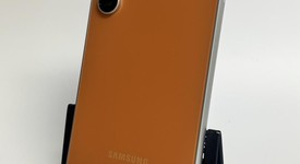 Good
													Samsung Galaxy S23 FE - Unlocked Non-US, Tangerine, 128 GB, 8 GB, SM-S711B/DS, photo 5 of 8