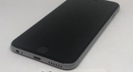 Mint
													Apple iPhone 6S - Cricket, Grey, 32 GB, A1633, photo 2 of 8