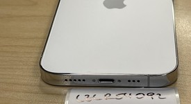 Good
													Apple iPhone 13 Pro - Unlocked Non-US, Silver, 256 GB, A2638, photo 3 of 5