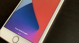 Mint
													Apple iPhone 6S Plus - T-Mobile, Gold, 64 GB, A1687, photo 1 of 9