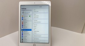 Mint
													Apple iPad 6th Gen - Wi-Fi, Gold, 32 GB, A1893, photo 3 of 6