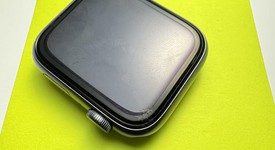 Fair
													Apple Watch Series 6 44mm - Unlocked, Gray, A2294 - Cellular, Aluminum, photo 5 of 6