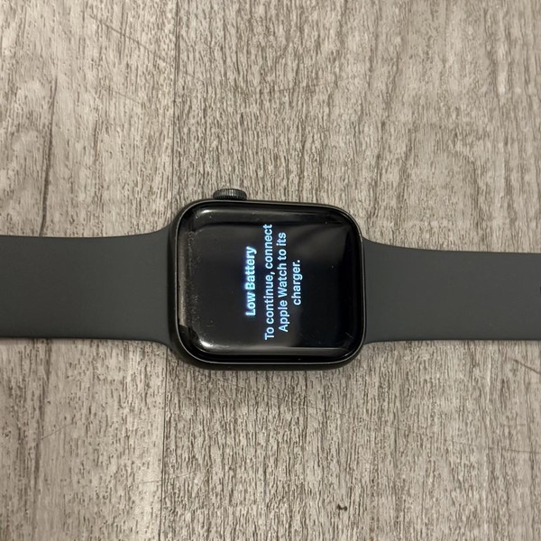 Apple Watch Series 5 44mm - Gray, A2093 - GPS, Aluminum